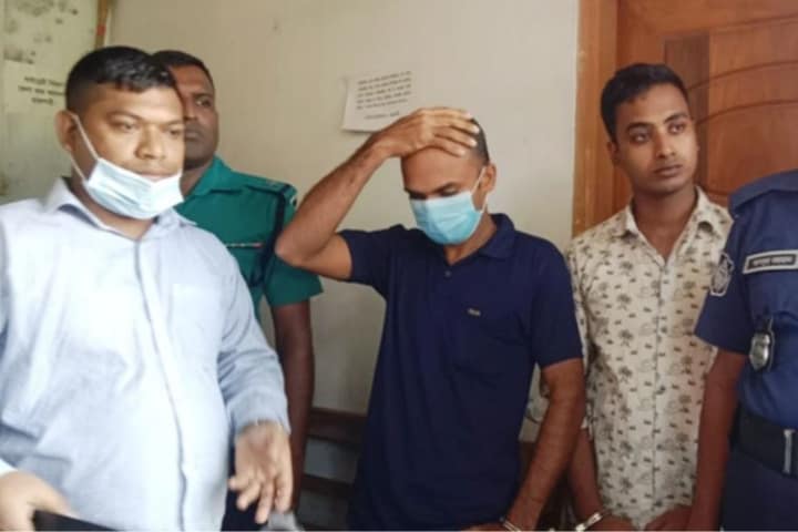 ধর্মীয় অনুভূতিতে আঘাত, রাজশাহীতে দুই যুবকের ১৫ বছরের কারাদণ্ড