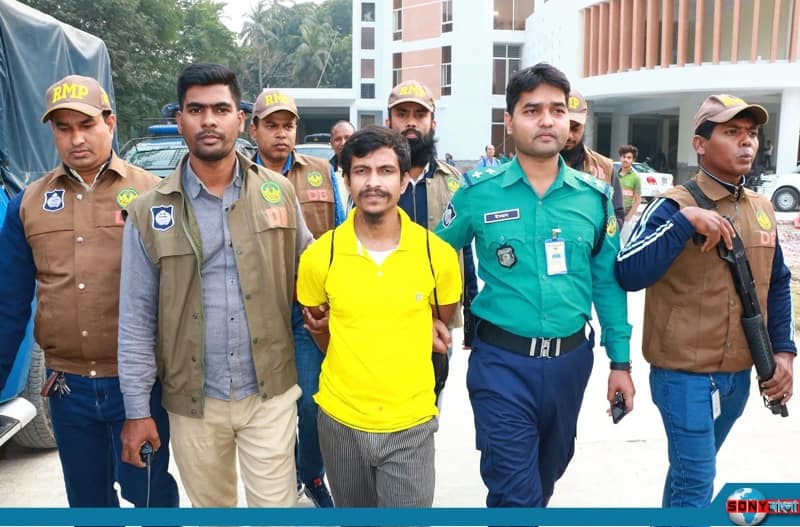 রাজশাহী নগরীতে কথিত ঈসা নবী’ পরিচয়দানকারী গ্রেপ্তার